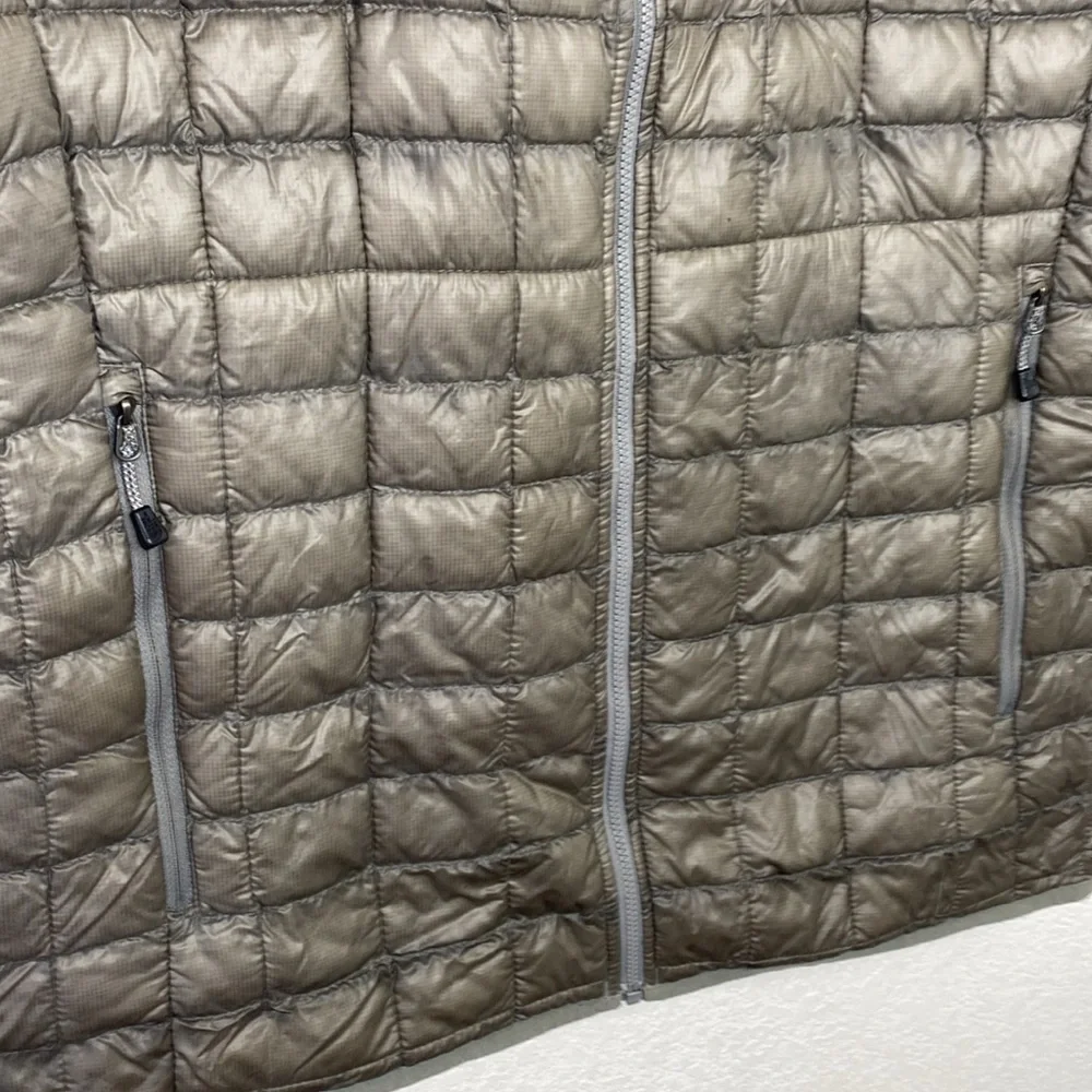 The North Face Men's Olive Green Quilted Vest Size M